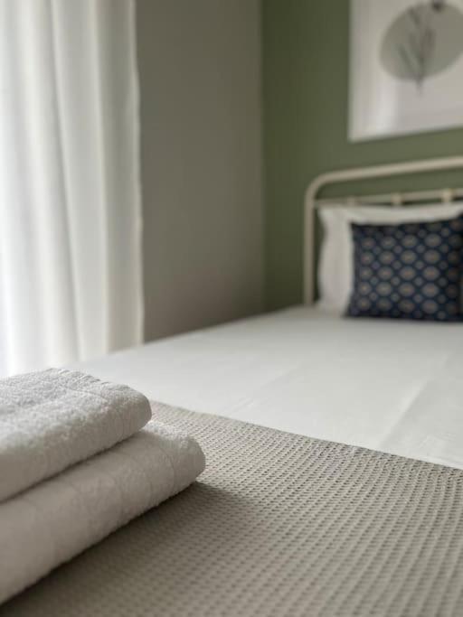Eirini'S House Apartment Паралия Дионисиу Екстериор снимка