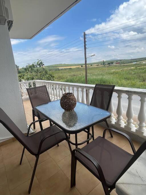 Eirini'S House Apartment Паралия Дионисиу Екстериор снимка