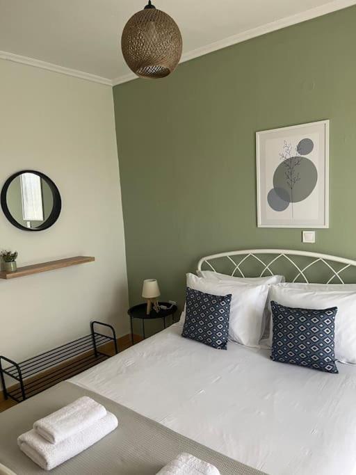 Eirini'S House Apartment Паралия Дионисиу Екстериор снимка